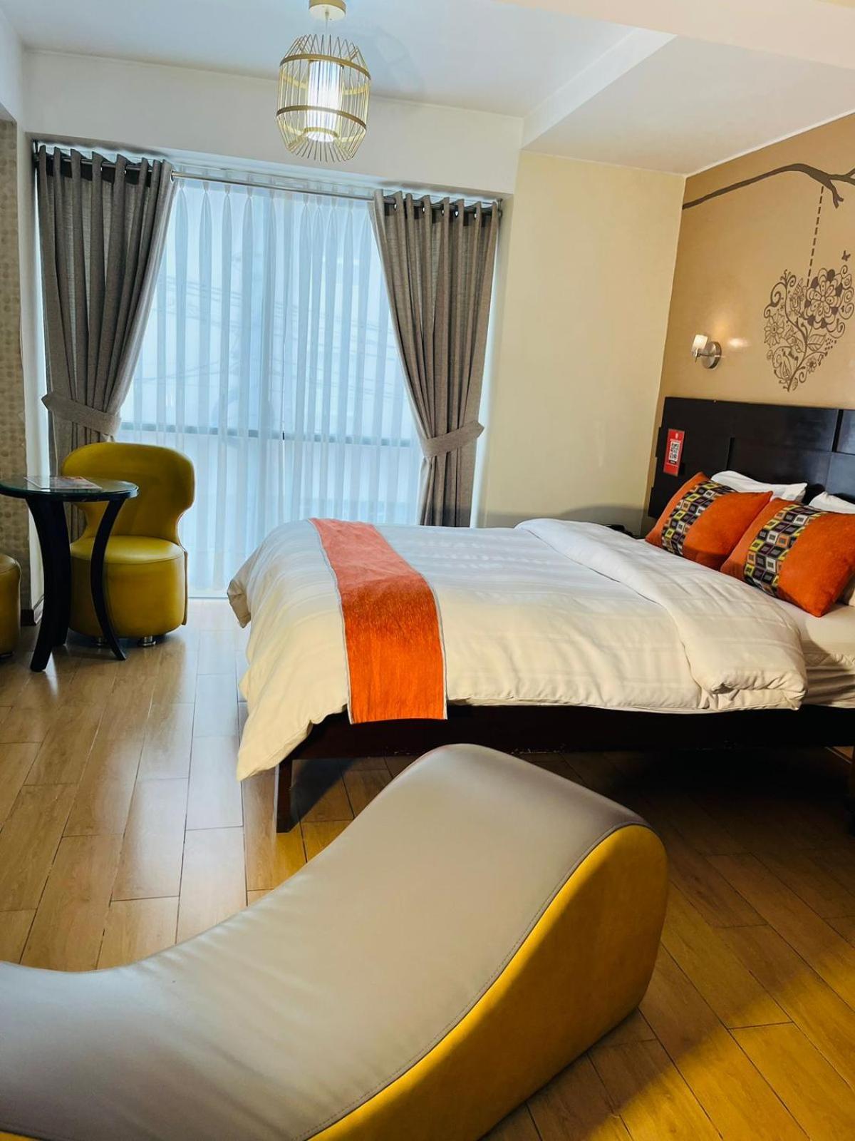 Los Arces Hotel Lima Exterior photo